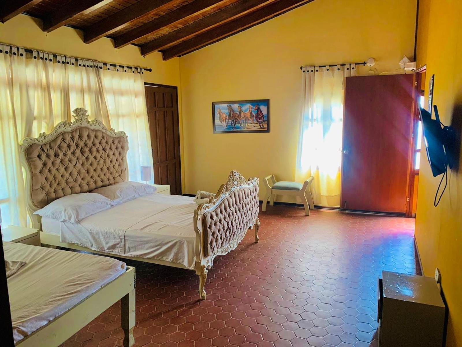 The Chill In Mansion Hostel Santa Marta Номер фото